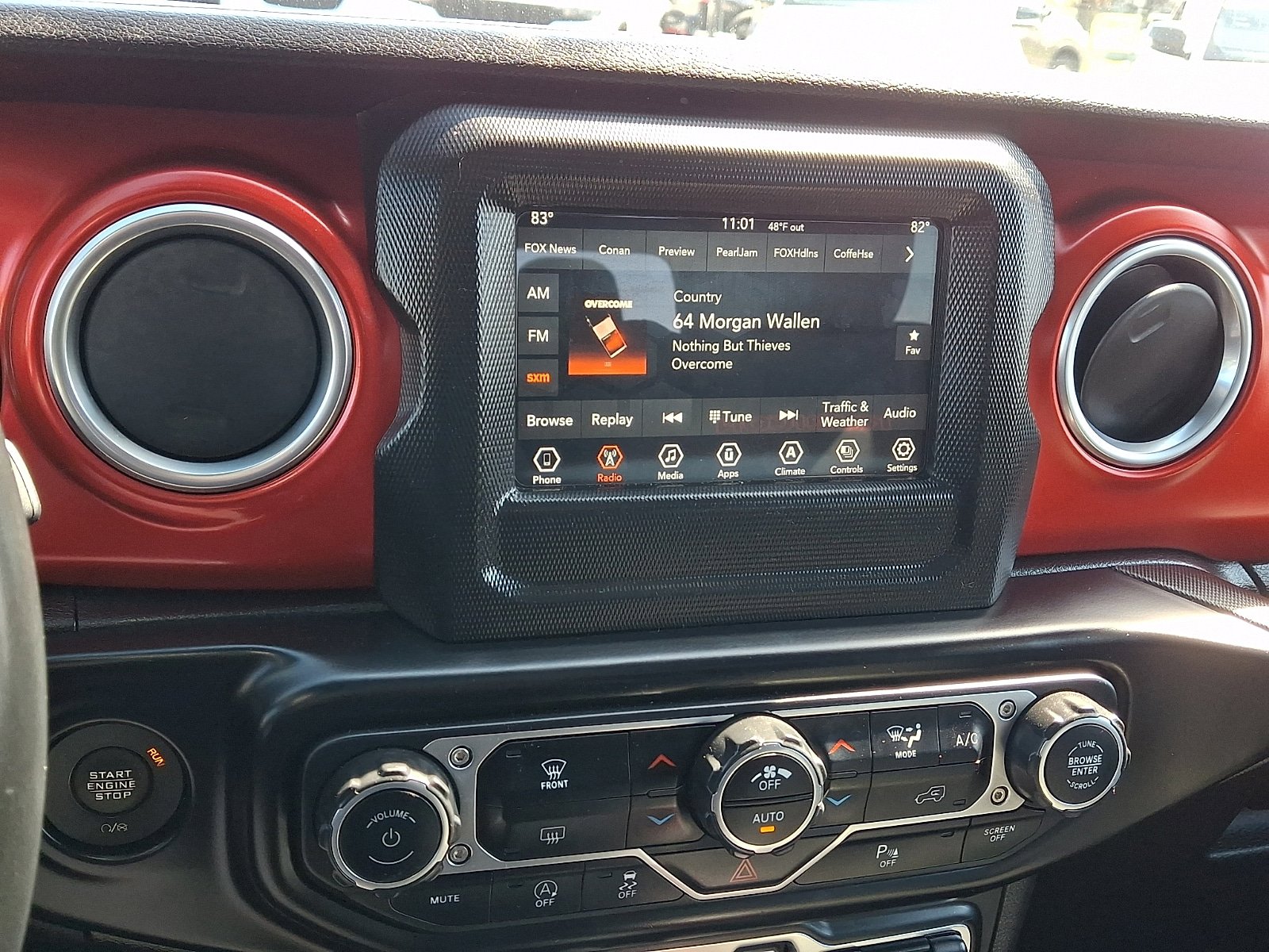 Used 2021 Jeep Gladiator Rubicon w/ LED Lighting Group AWD/4WD image 16