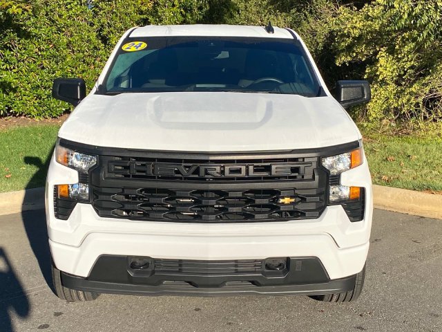Used 2024 Chevrolet Silverado 1500 Custom RWD image 2