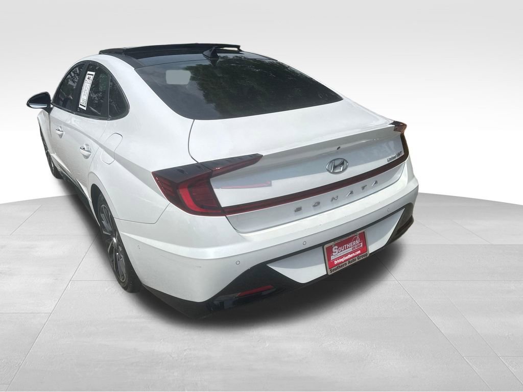 Used 2021 Hyundai Sonata Limited w/ Preferred Accessory Package FWD image 22