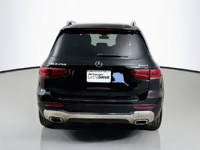 Used 2020 Mercedes-Benz GLB 250 4MATIC image 12