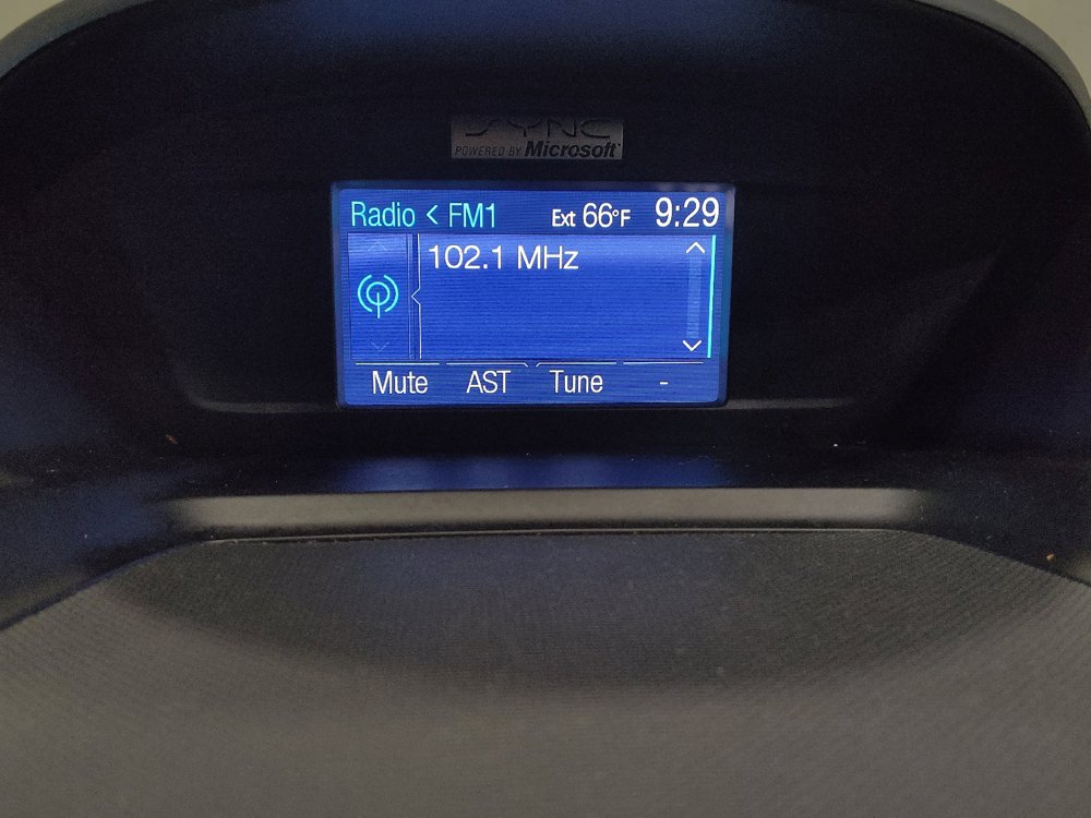 Used 2014 Ford Escape SE FWD image 25