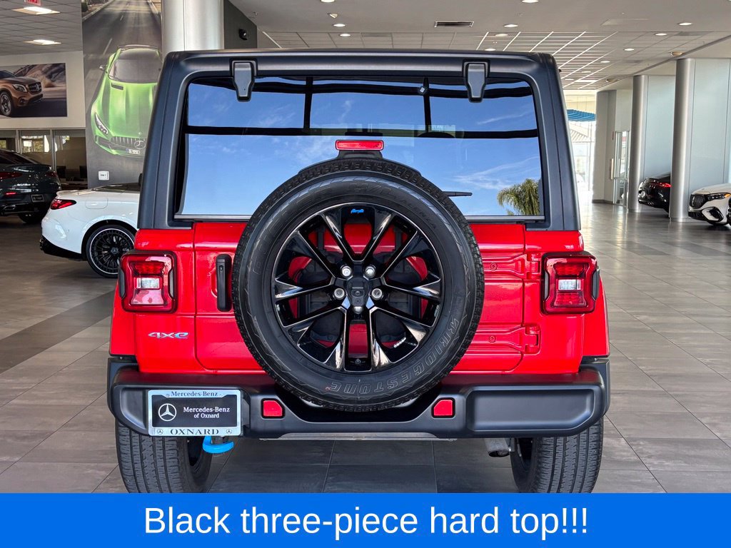 Used 2022 Jeep Wrangler Unlimited Sahara AWD/4WD image 5