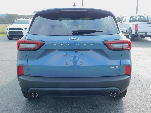 New 2026 Ford Escape ST-Line w/ Cold Weather Package image 8