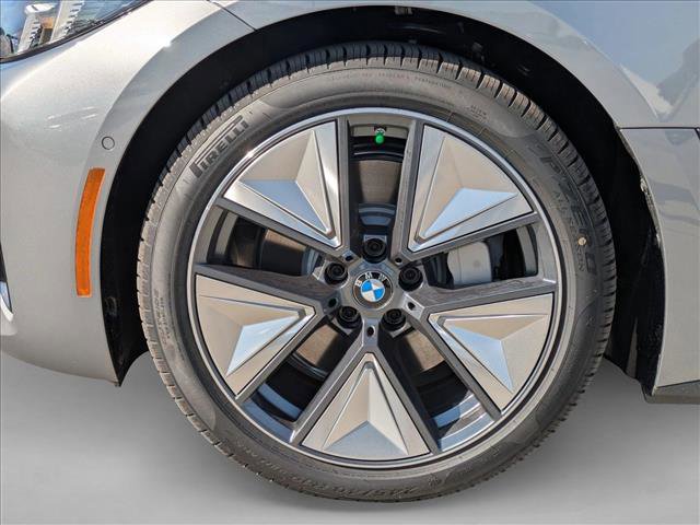 New 2026 BMW i4 xDrive40i AWD/4WD image 10