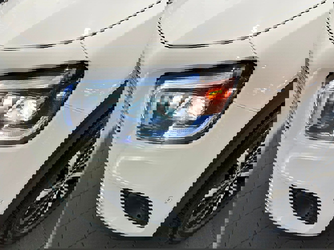 Used 2022 Mercedes-Benz GLB 250 4MATIC image 36