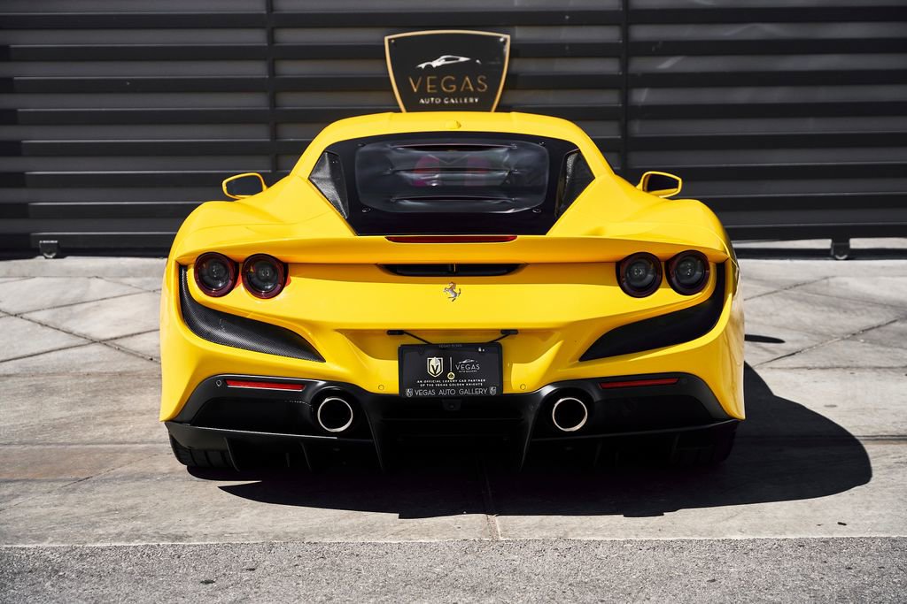 Used 2021 Ferrari F8 Tributo image 24