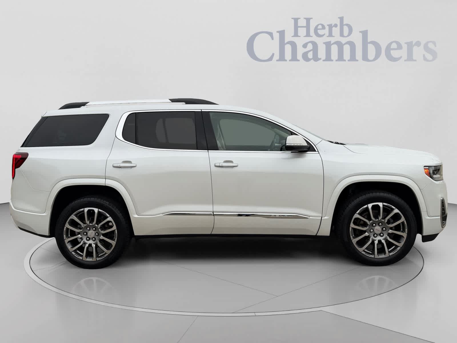 Used 2023 GMC Acadia Denali w/ Denali Ultimate Package AWD/4WD image 12