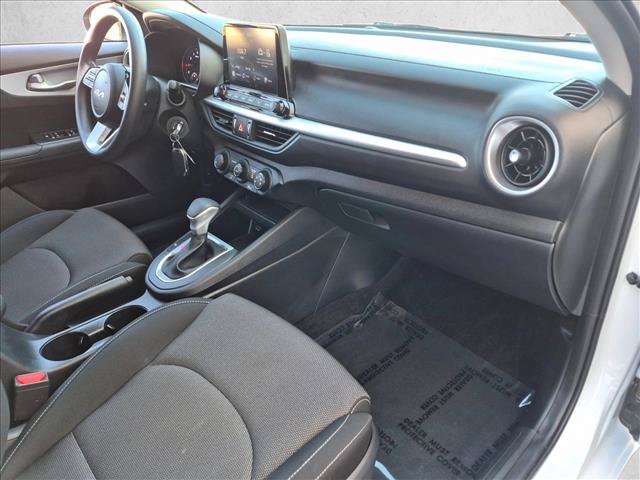 Used 2024 Kia Forte LXS w/ LXS Technology Package FWD image 26