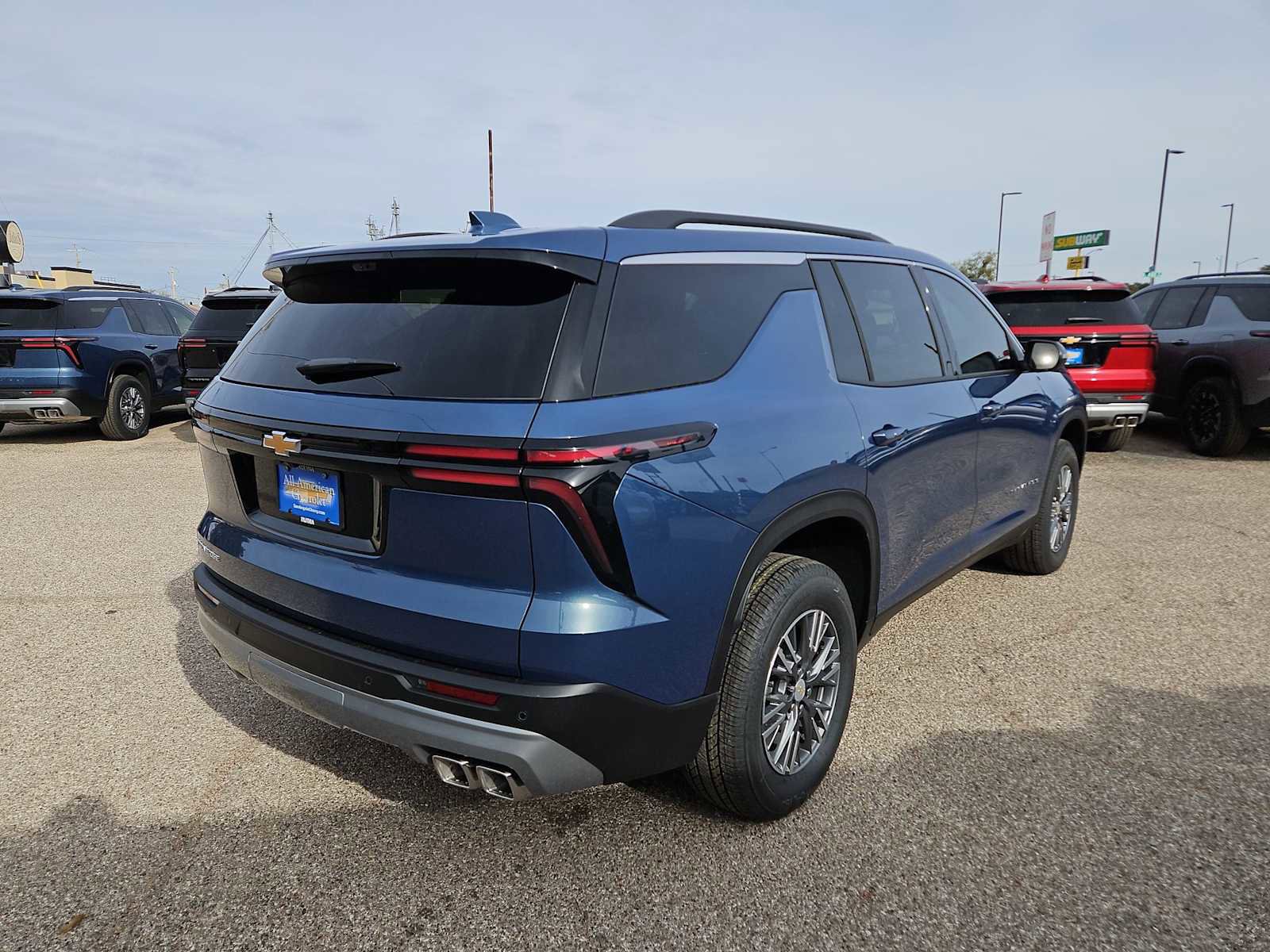 New 2026 Chevrolet Traverse LT w/ Driver Confidence Package image 8