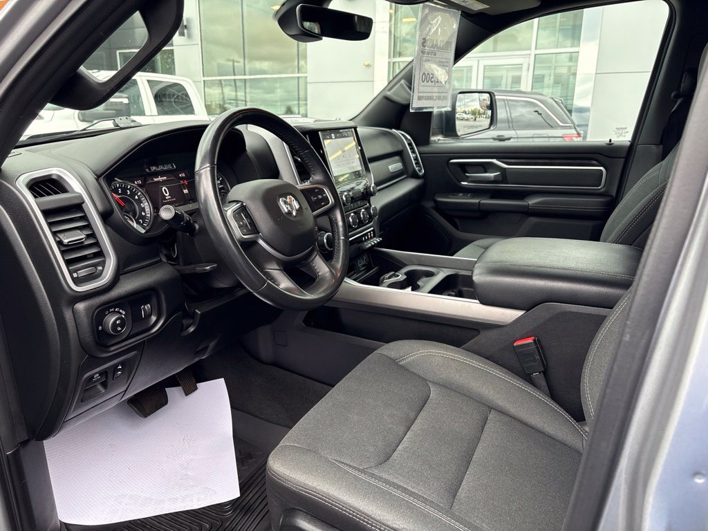 Used 2022 RAM 1500 Big Horn AWD/4WD image 16