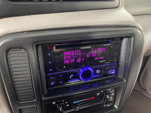 Used 2002 Ford Windstar LX image 8