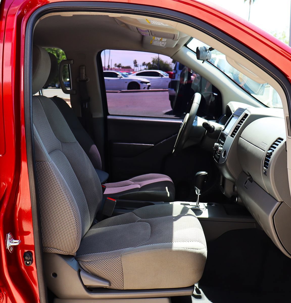 Used 2021 Nissan Frontier SV RWD image 30