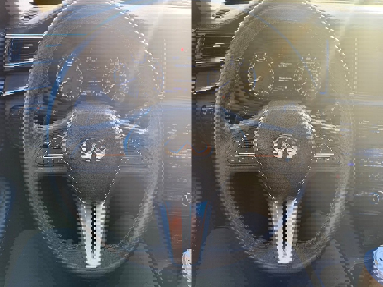 Used 2023 INFINITI QX50 Pure image 17