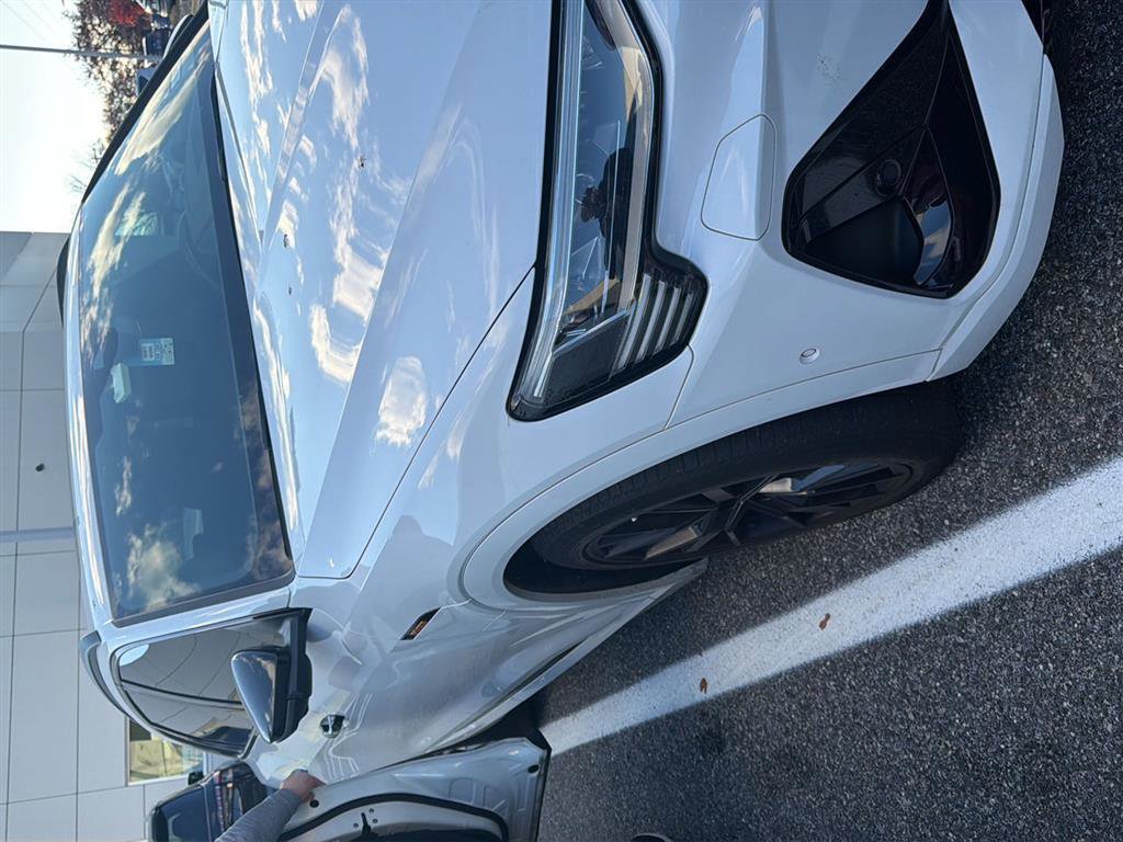 Used 2022 Audi e-tron Chronos image 48