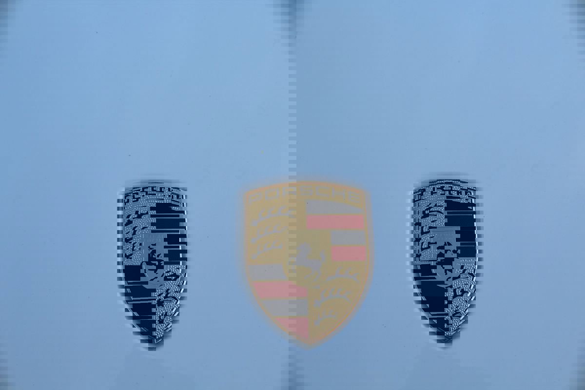 Used 2018 Porsche Panamera 4 image 10