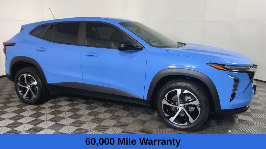 Certified 2024 Chevrolet Trax RS FWD image 3