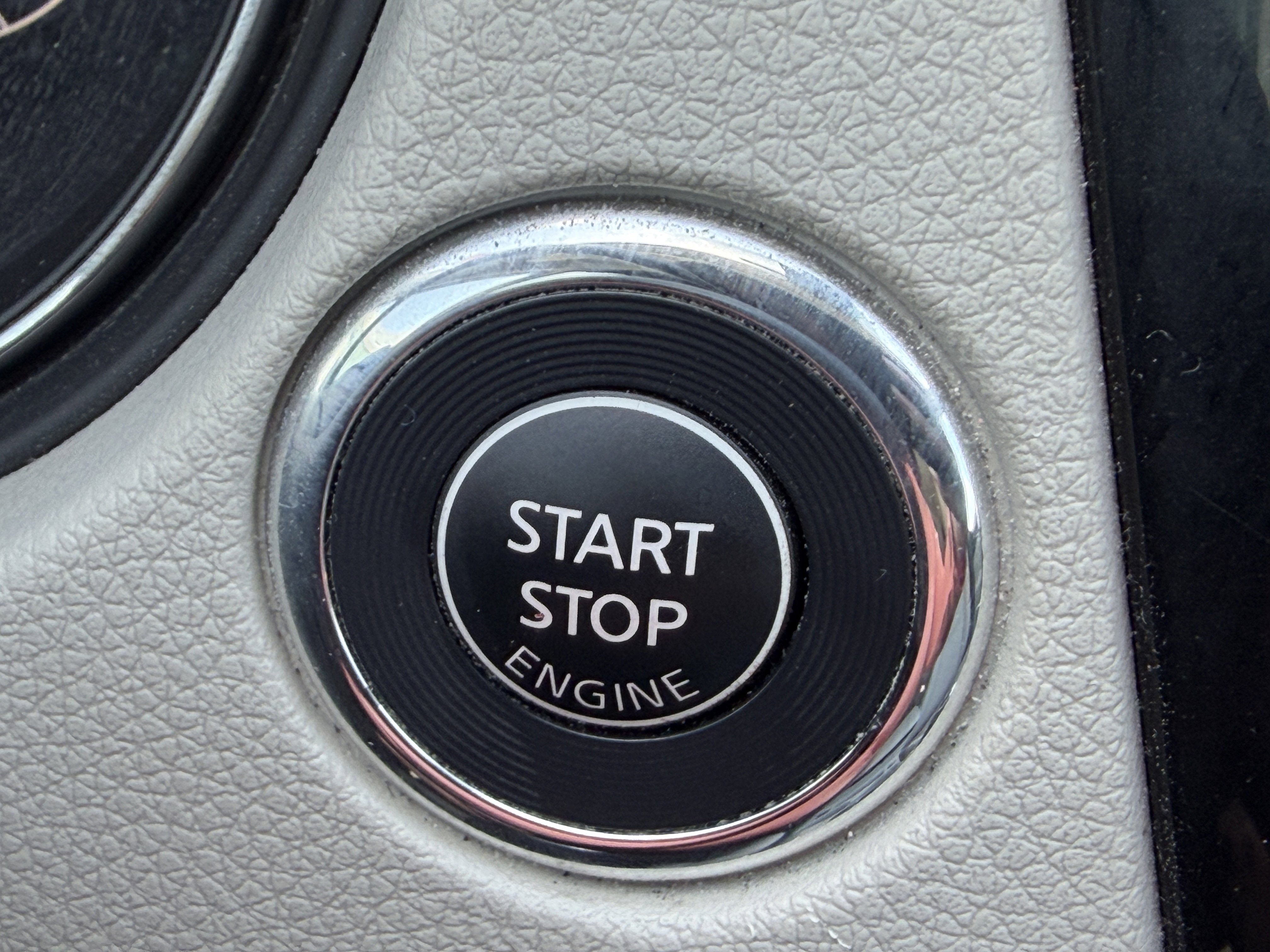 Used 2019 Nissan Rogue Sport SV w/ Technology Package FWD image 22