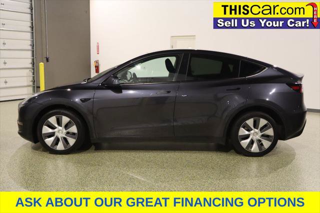 Used 2024 Tesla Model Y Long Range AWD/4WD image 4