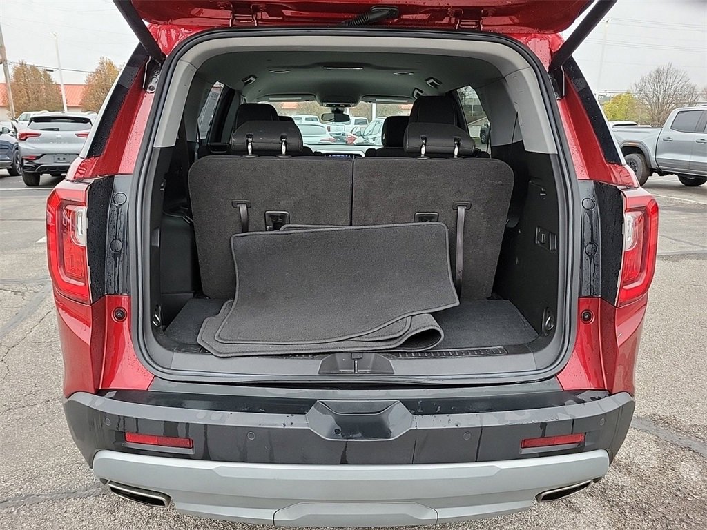 Used 2023 GMC Acadia SLE w/ Driver Convenience Package image 7