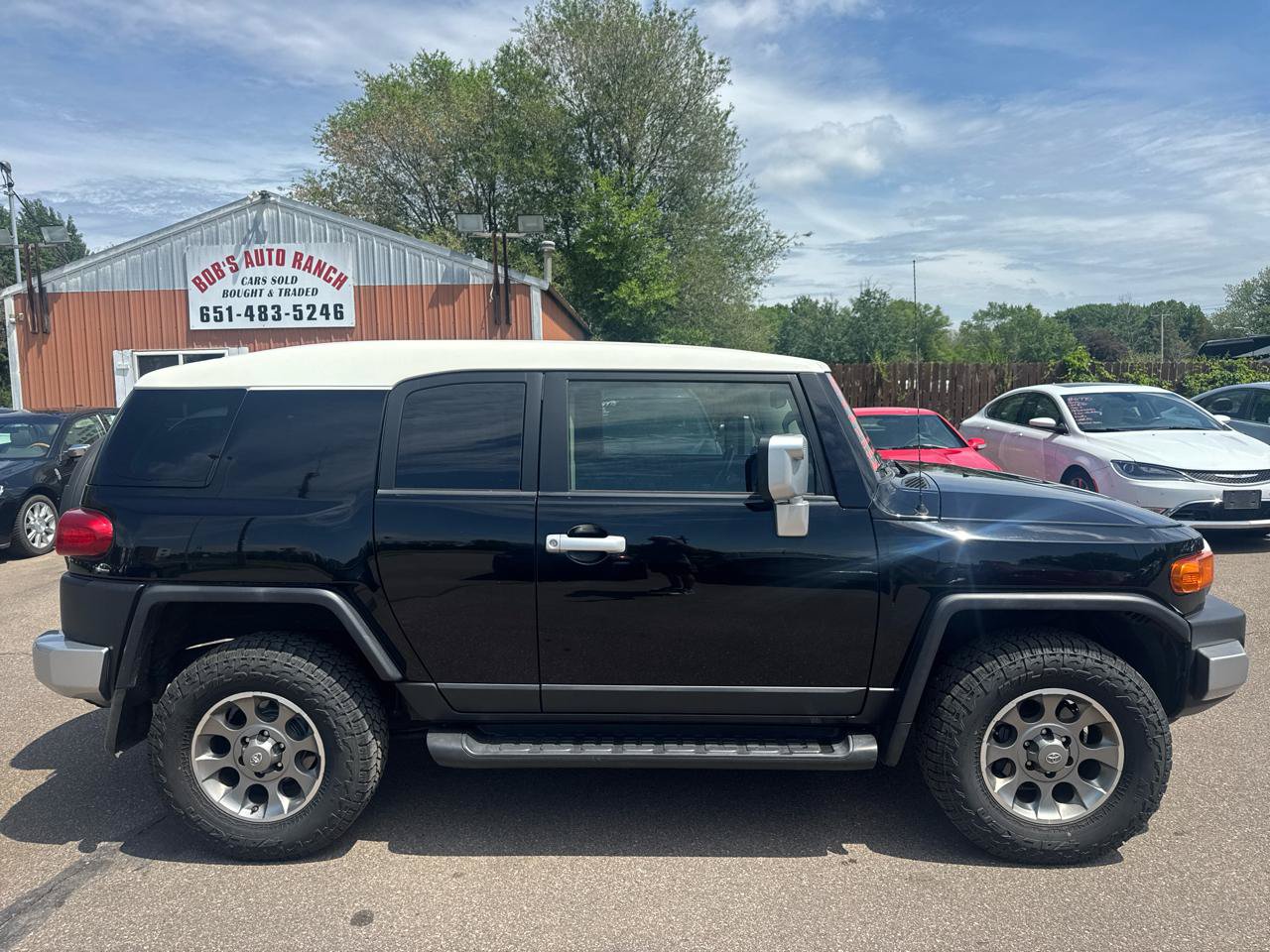 Used 2012 Toyota FJ Cruiser 4WD w/ Upgrade Pkg image 4
