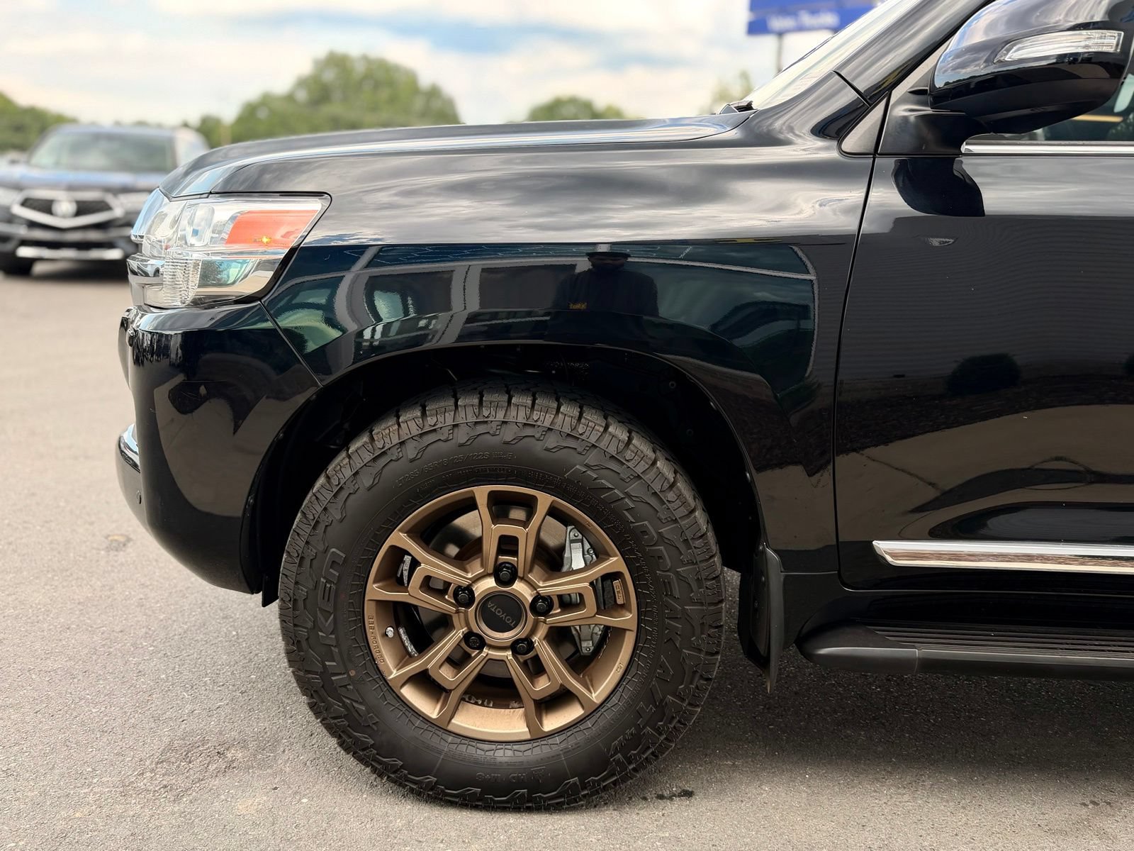 Used 2020 Toyota Land Cruiser AWD/4WD image 10