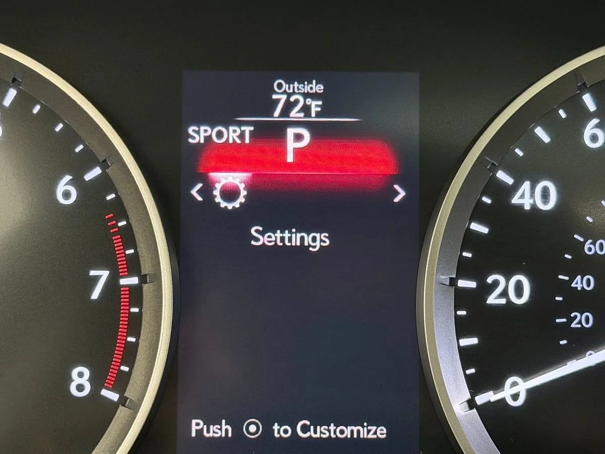 Used 2015 Lexus IS 250 AWD w/ Navigation System Package image 10