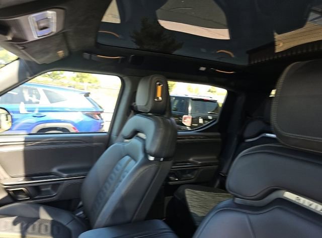 Used 2022 Rivian R1T Launch Edition AWD/4WD image 7