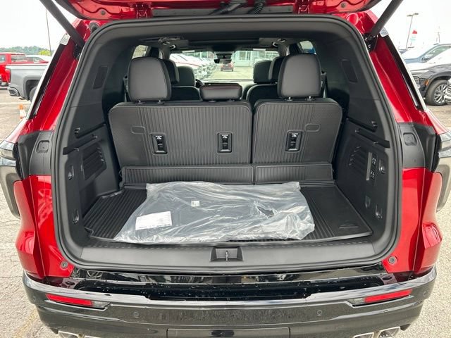 New 2026 Chevrolet Traverse RS w/ LPO, Floor Liner Package AWD/4WD image 20