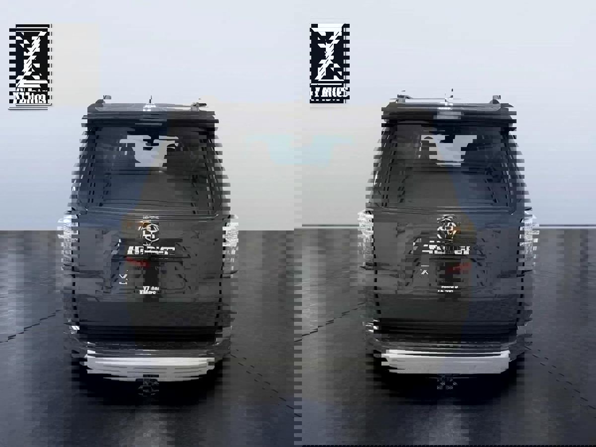 Used 2024 Toyota 4Runner TRD Off-Road image 5