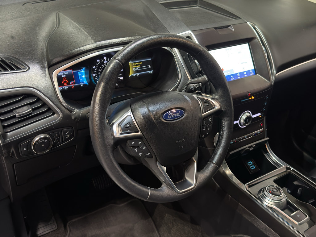 Used 2020 Ford Edge Titanium w/ Canadian Touring Package AWD/4WD image 16