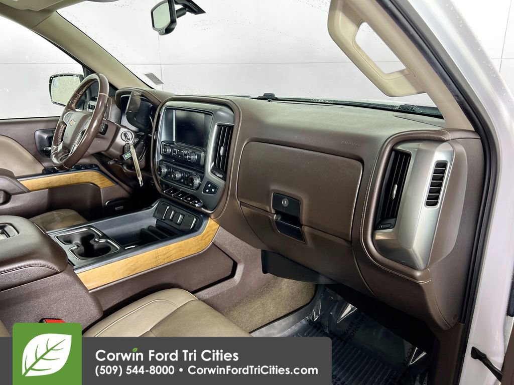 Used 2018 Chevrolet Silverado 1500 LTZ w/ Sport Package image 28