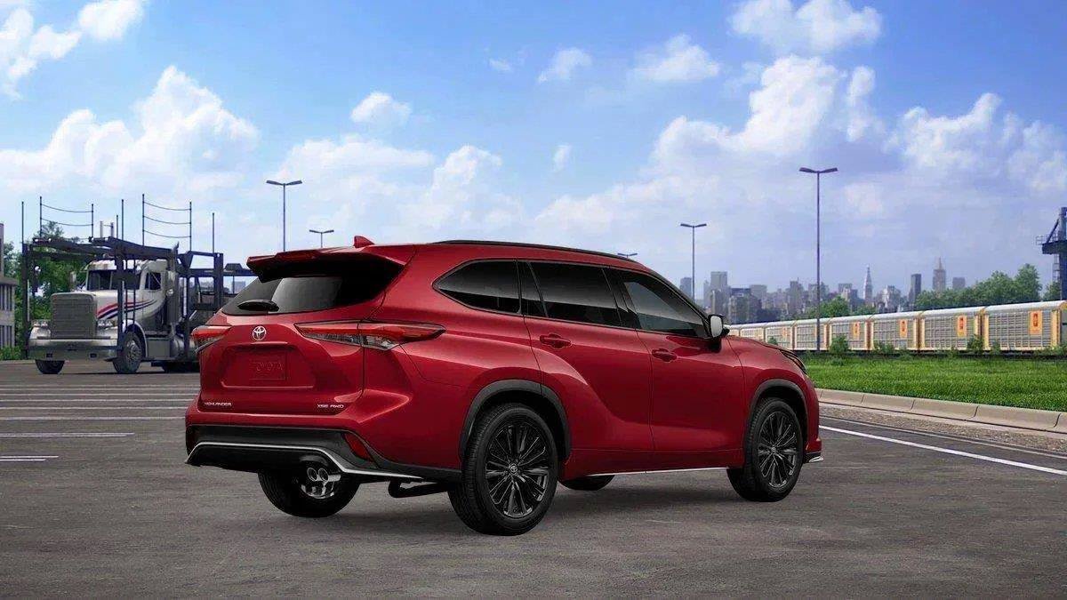 New 2026 Toyota Highlander XSE AWD/4WD image 18