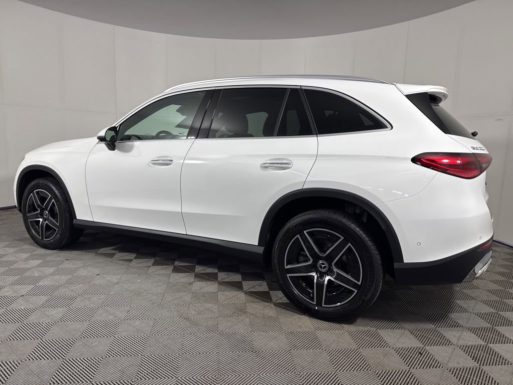 New 2026 Mercedes-Benz GLC 300 4MATIC image 3
