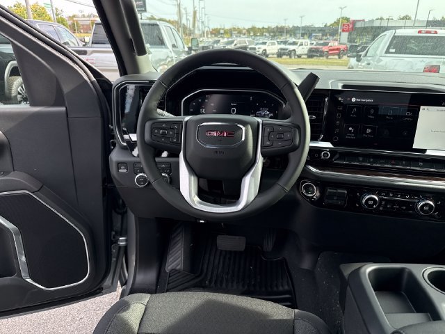 New 2026 GMC Sierra 2500 SLE w/ SLE Value Package; AWD/4WD image 16
