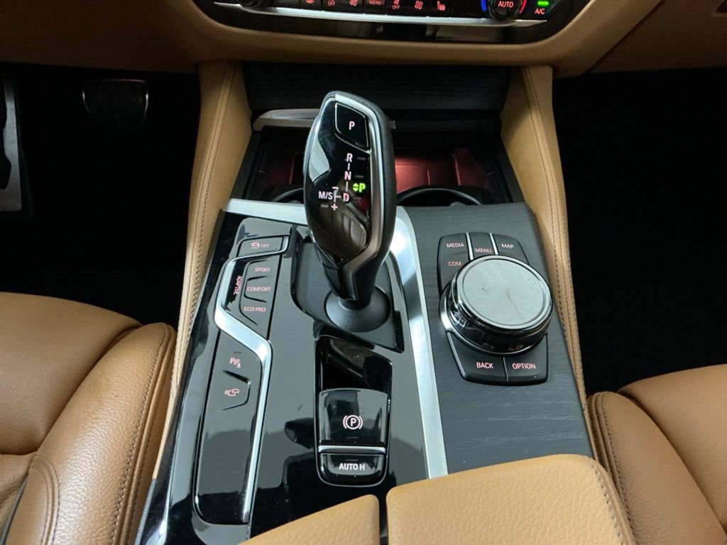 Certified 2023 BMW M550i xDrive w/ Executive Package AWD/4WD image 13