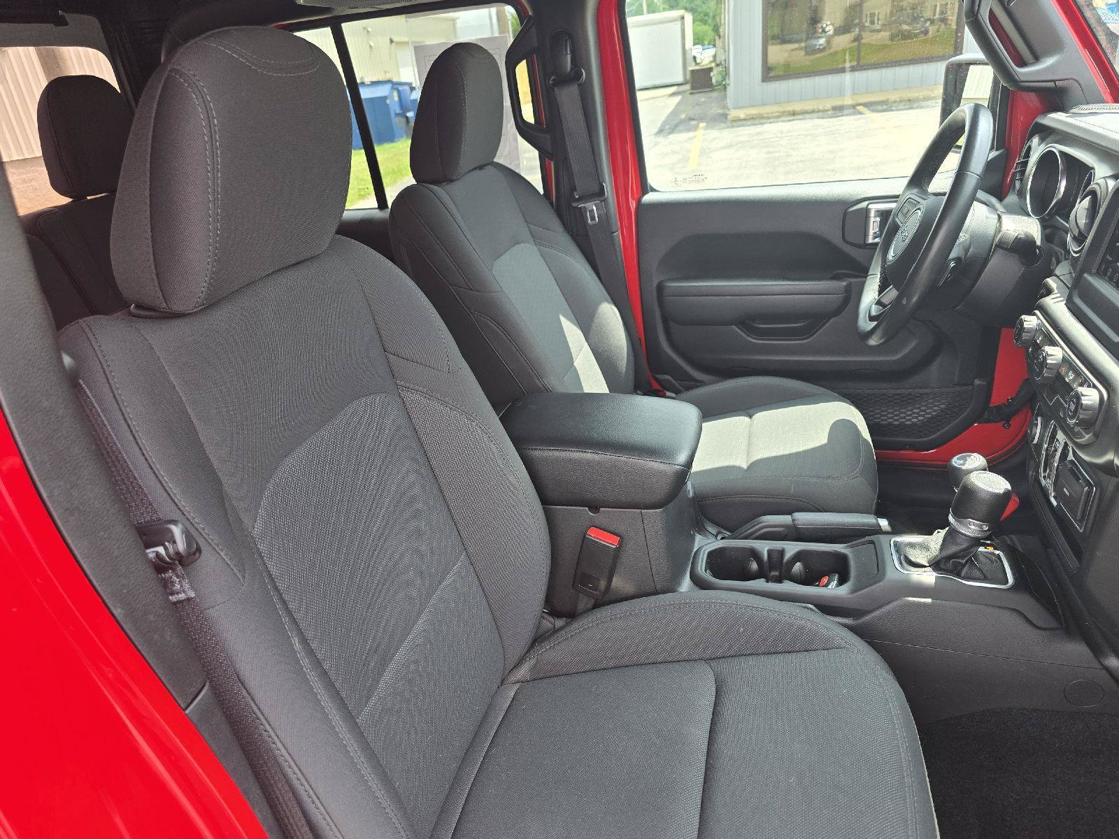 Used 2022 Jeep Gladiator Sport AWD/4WD image 38