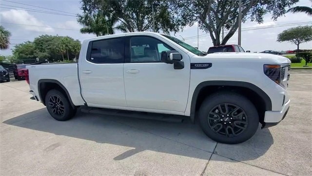 Used 2023 GMC Sierra 1500 Elevation w/ Preferred Package image 17