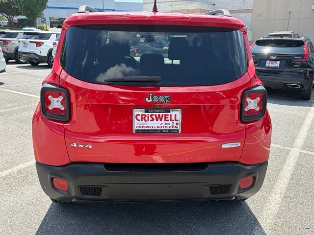 Used 2017 Jeep Renegade Latitude AWD/4WD image 6