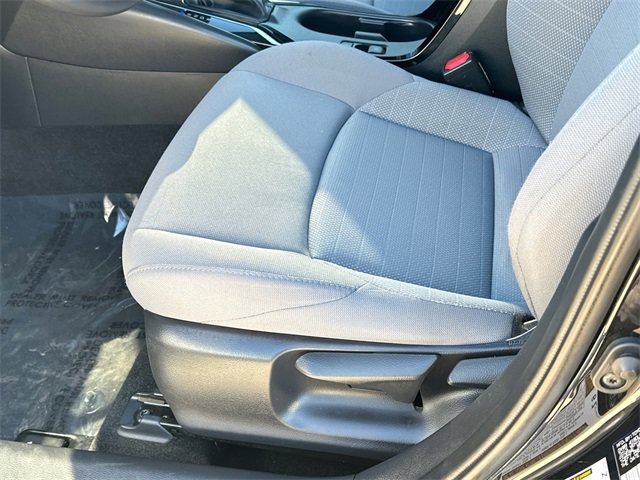 Used 2023 Toyota Corolla SE image 19