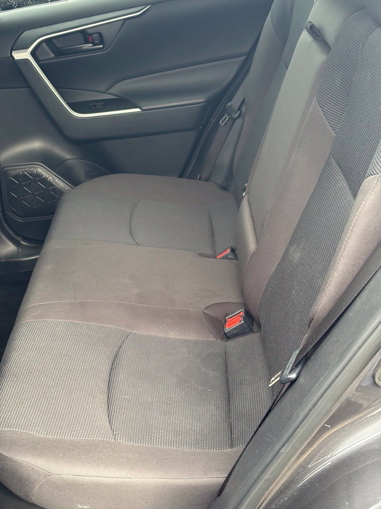 Used 2024 Toyota RAV4 LE AWD/4WD image 12