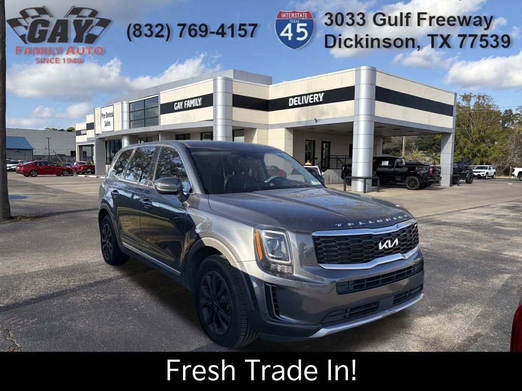 Certified 2022 Kia Telluride LX image 1