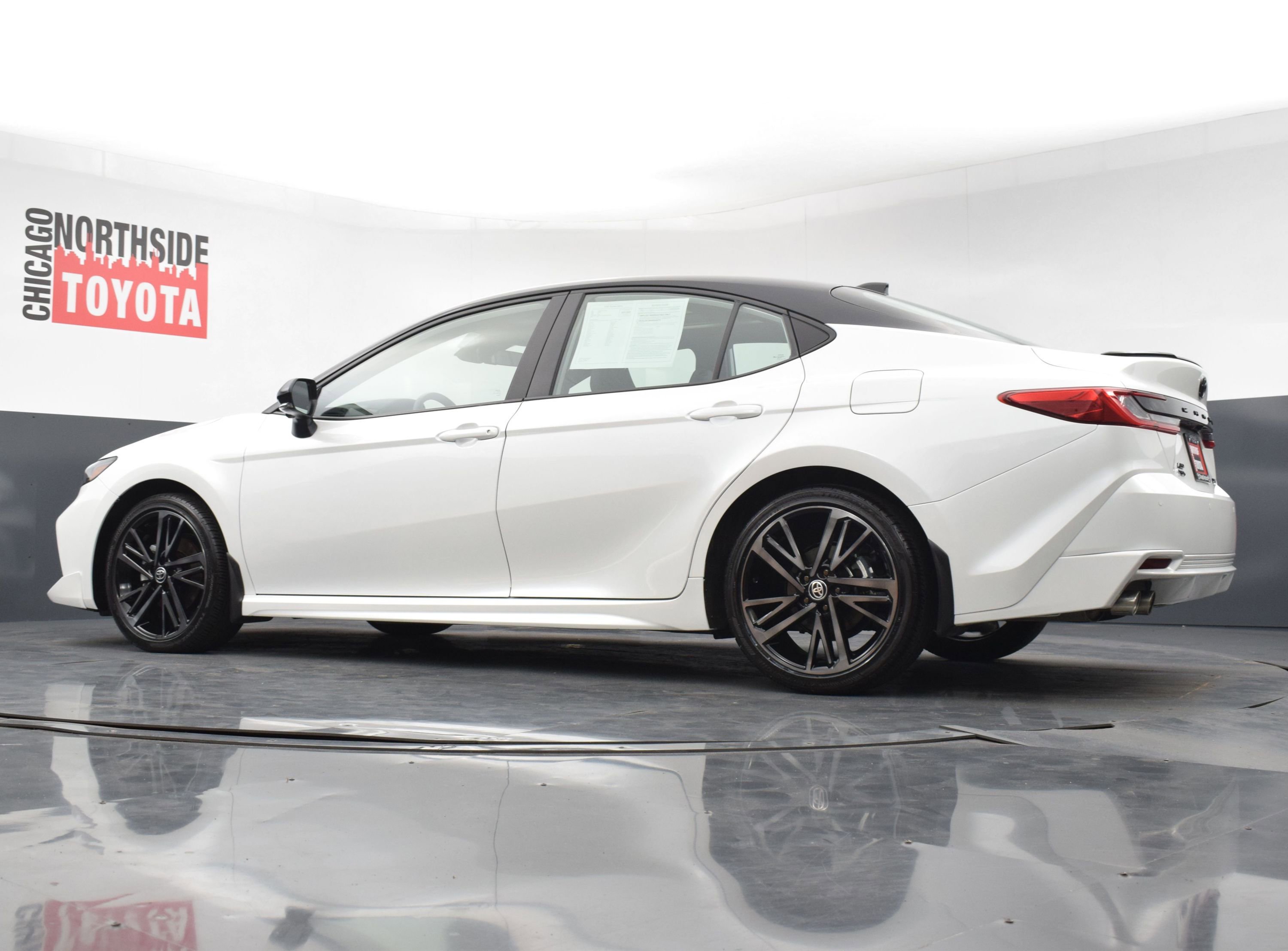 Used 2025 Toyota Camry XSE w/ Premium Plus Package AWD/4WD image 32
