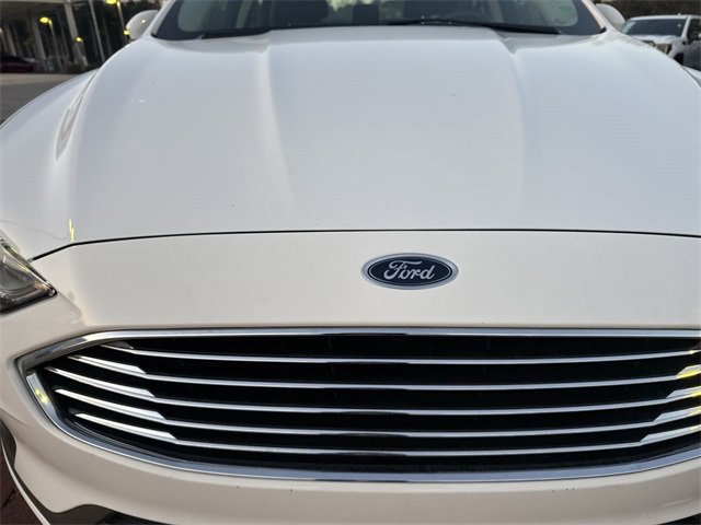 Used 2020 Ford Fusion SE image 22