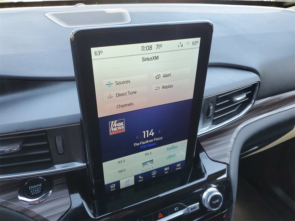 Used 2022 Ford Explorer Limited w/ Limited Technology Package image 31