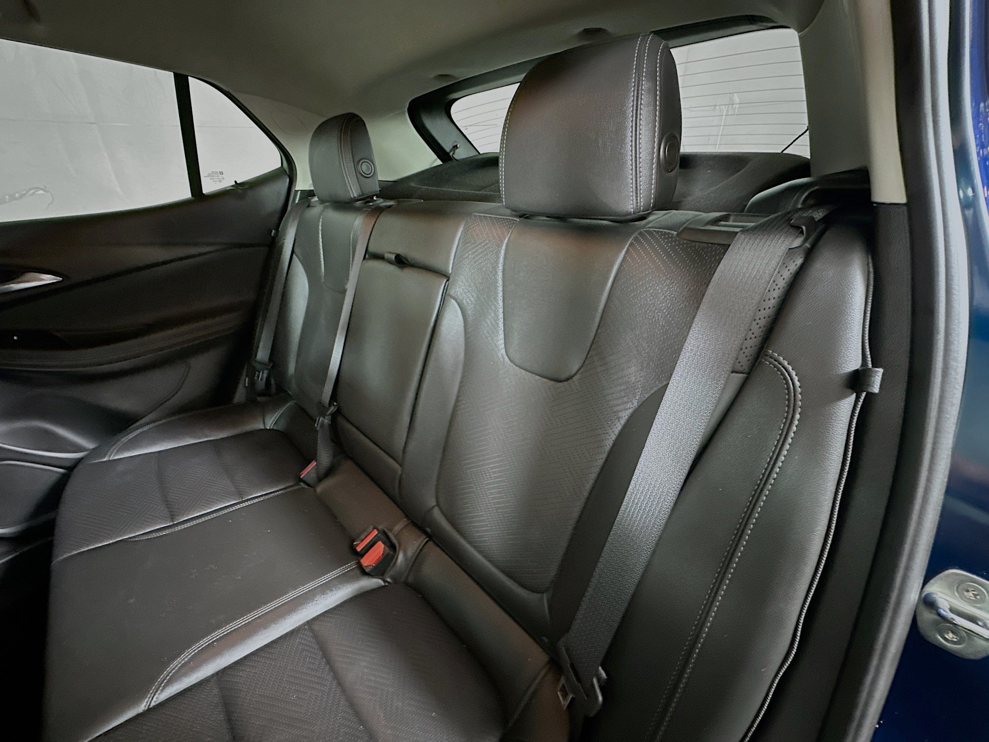Used 2020 Buick Encore GX Essence FWD image 22