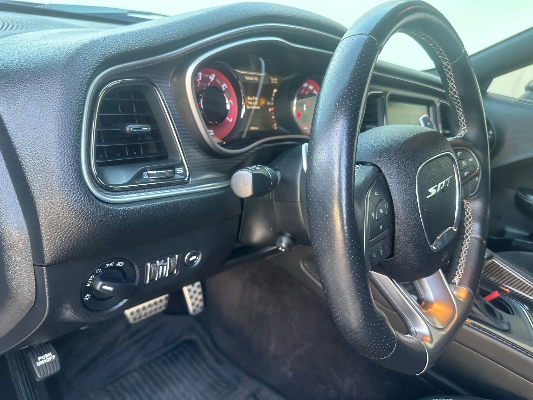 Used 2016 Dodge Challenger SRT Hellcat image 25