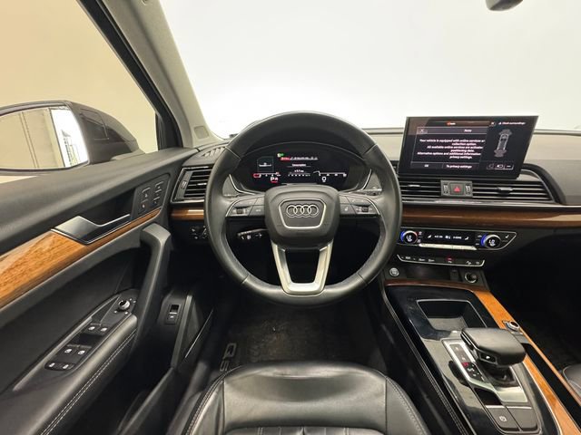 Used 2023 Audi Q5 2.0T Premium Plus w/ Premium Plus Package AWD/4WD image 21