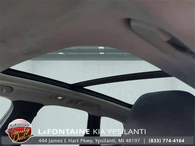 Used 2022 Volvo XC60 B6 Inscription w/ Protection Package Premier image 13