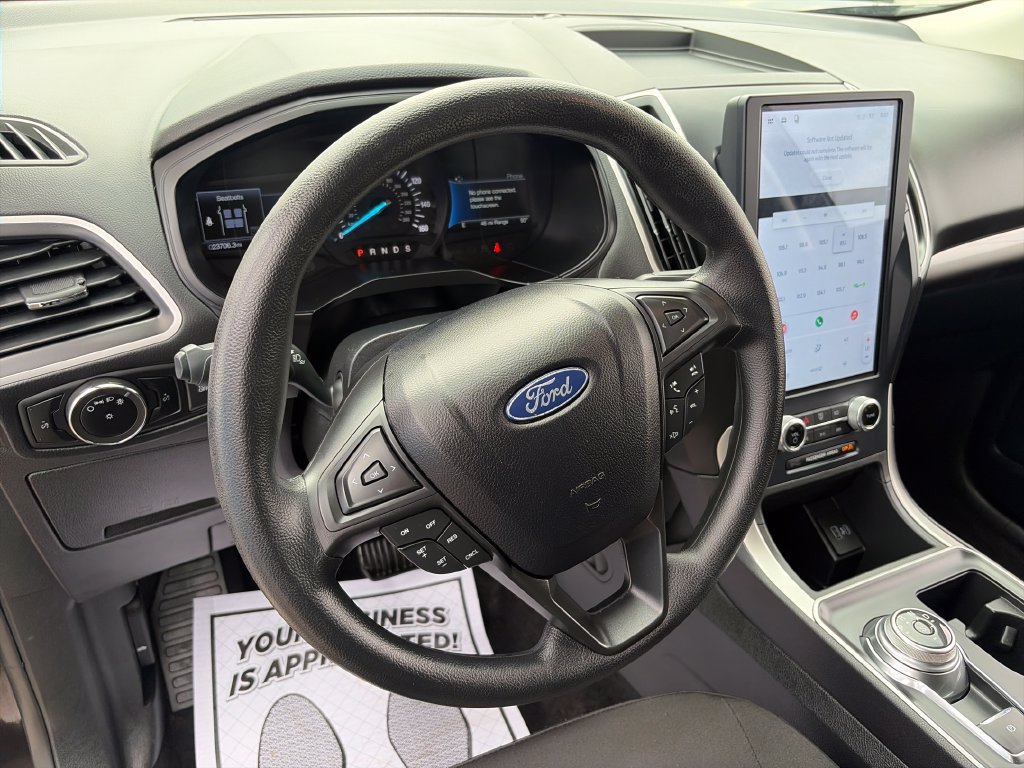 Used 2024 Ford Edge SE w/ Black Appearance Package AWD/4WD image 18