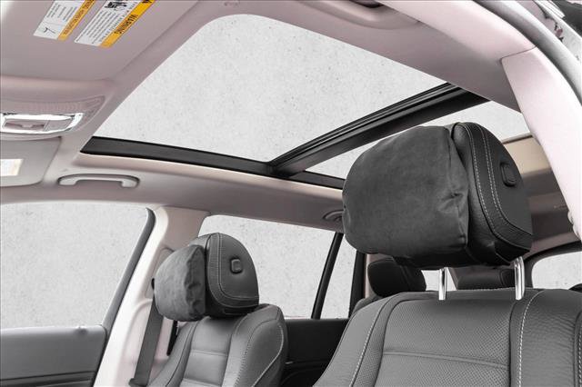 New 2026 Mercedes-Benz GLS 450 4MATIC image 13